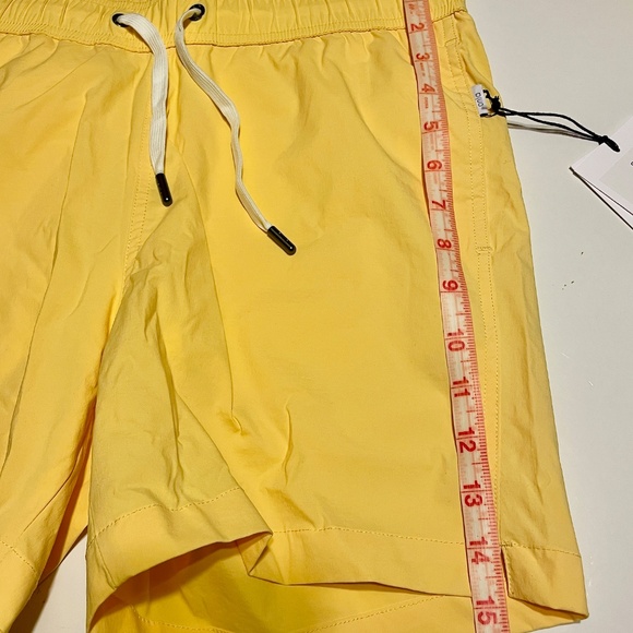 Onia The Charles Solid Yellow Lined Swim Shorts Trunks 5 " Inseam Men's Small - Picture 6 of 14